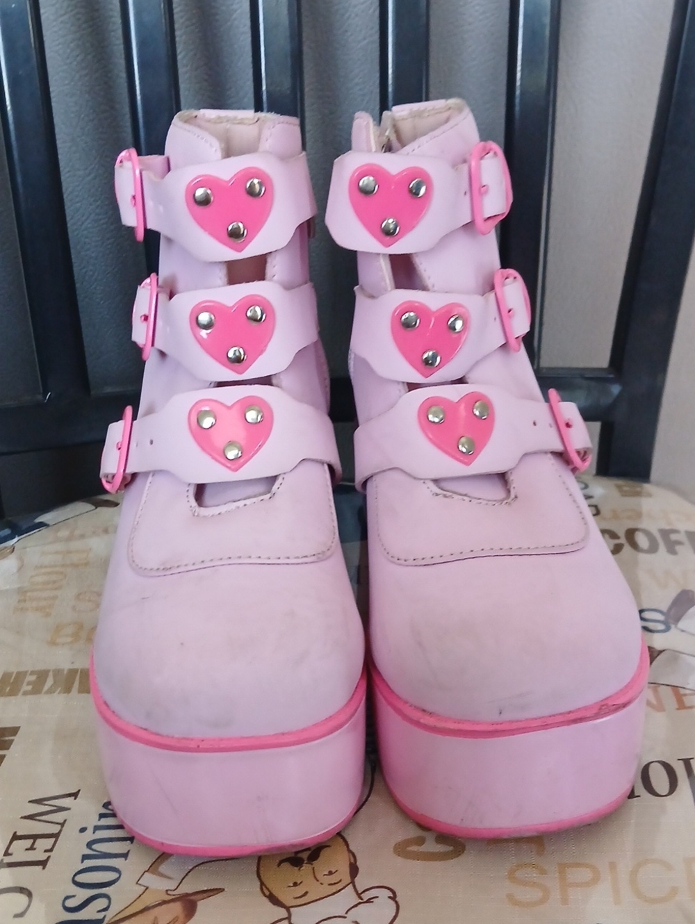 Girls Pink Heart Triple-Buckle Platform Boots As Is